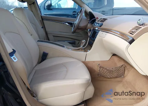 2007 Mercedes-Benz E 350 z USA, uszkodzony, nr VIN WDBUF56X37B096219